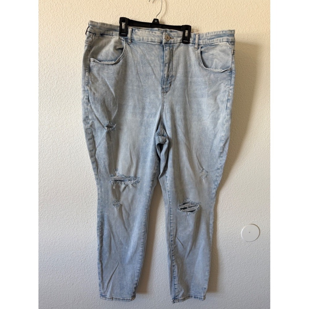 American Eagle Curvy Hi Rise Jegging Plus 24 Light Wash Distressed Stretch Jean